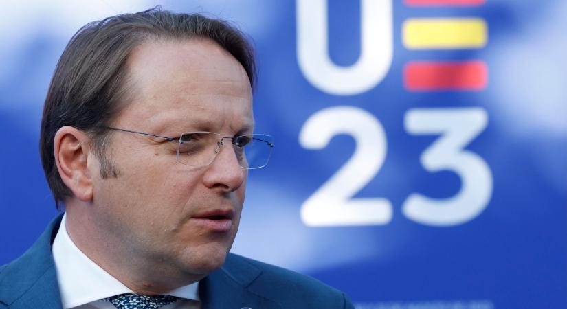 Panyi Szabolcs: 11 milliárdos NER-utalást blokkolt az egyik bank, a magyar uniós biztosra felrajzolták a célkeresztet