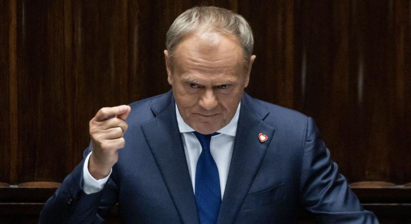 Lengyelországban a jobboldal tette meg az első lépést a megbékélés felé: Tusk egy mozdulattal visszautasította a tervet
