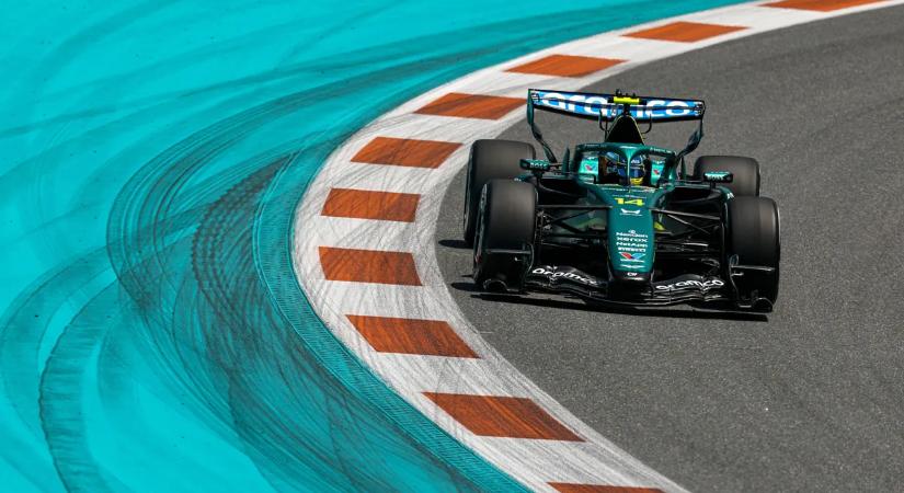 A korábbi F1-es világbajnok a Miami Nagydíj sprintidőmérőjén hatalmasat bukott