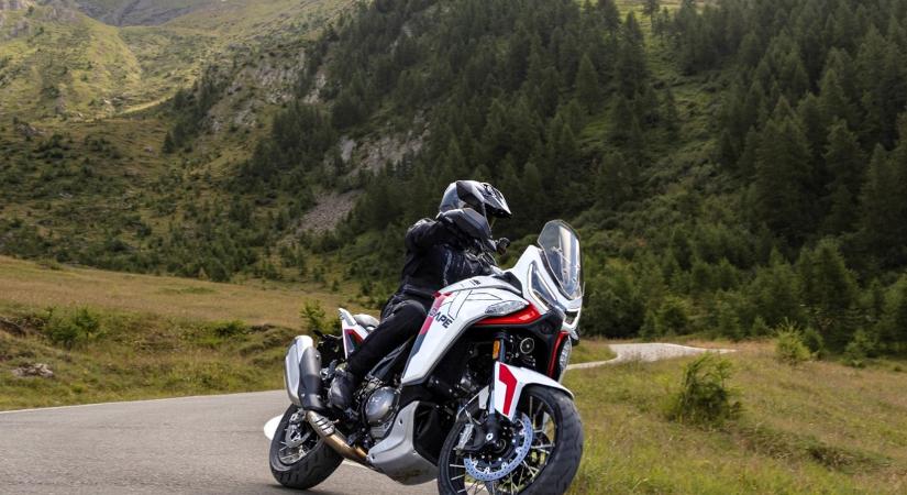 Megérkezett: Moto Morini X-Cape 1200 – A TÚRAMOTOROZÁS UTOLSÓ HATÁRA