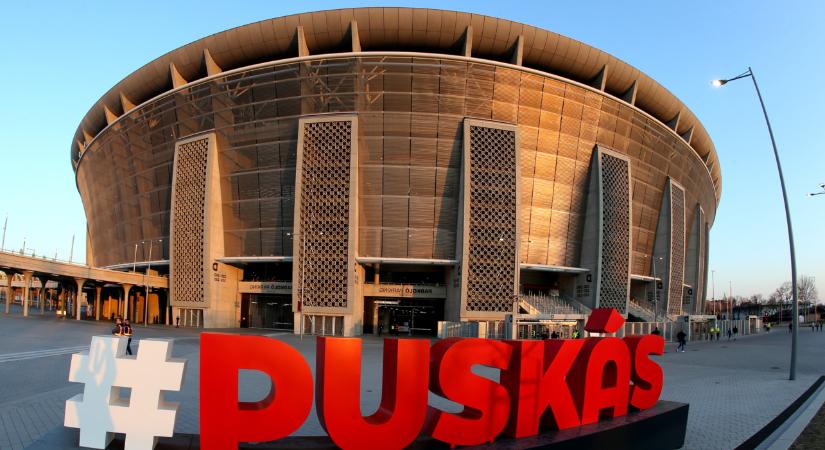 A Real Madrid fiataljai fejet hajtottak Puskás Ferenc emléke előtt
