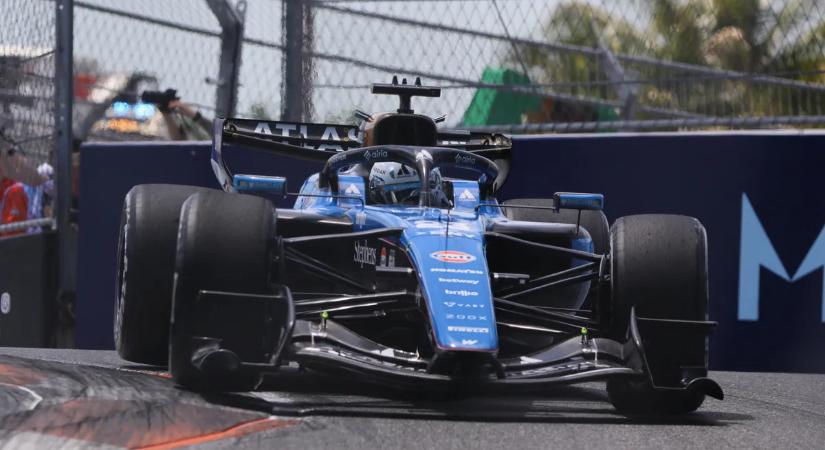 Az FIA bizarr hibát követett el – Albon büntetést kapott a miami sprintidőmérő után