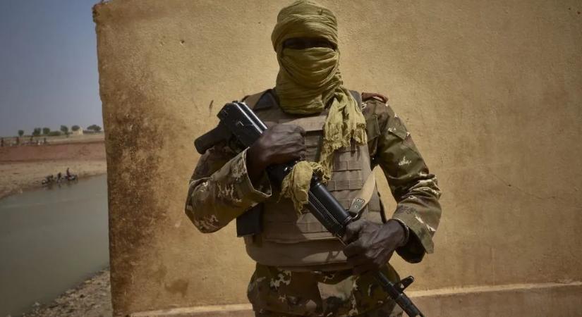 Fegyveres csoportok ellenőrzése alá került az észak-mali tessaliti tábor