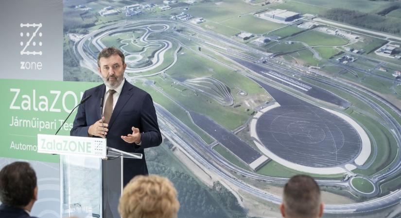 A ZalaZone jövője: „Nem én vagyok a fontos, hanem maga az ügy” – mondta hírportálunknak Palkovics László