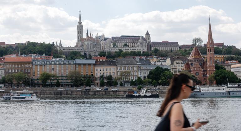 Ketyeg az óra lakástulajdonosoknak, a bankszámlához való hozzáférés múlik rajta