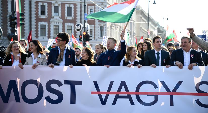 Magyar Péter két újabb kormánytagot mutatott be
