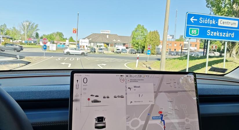 Drága lehet a siófoki Tesla Superchargeren tölteni