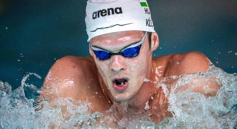 Kós Hubert „repült” a vízben