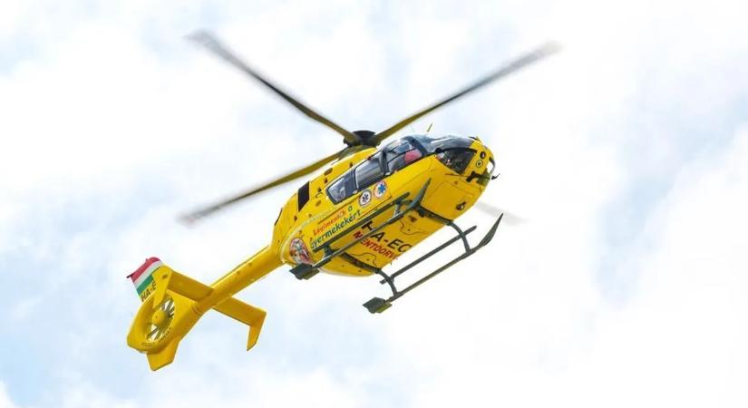 Mentőhelikopter érkezett a 2 éves kislányhoz