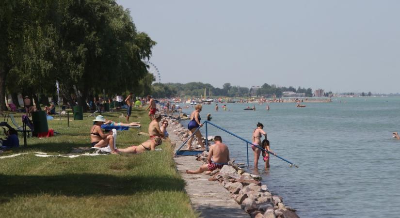 Összeomlani látszik a nyaralóingatlanok piaca, a Balatonon megdöbbentően nagyot zuhant a kereslet