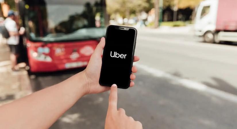 Megérkezett az Uber Futár Budapestre: Olcsóbb és gyorsabb csomagküldés az appon belül