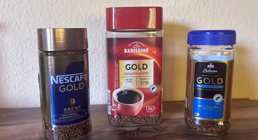 Mentesen is ütős? Leteszteltem a legnépszerűbb koffeinmentes instant kávékat, megvan a győztes!