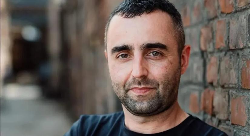 Elmegyógyintézetbe zárták a Pető Pétert, a 24.hu főszerkesztőjét megverő férfit