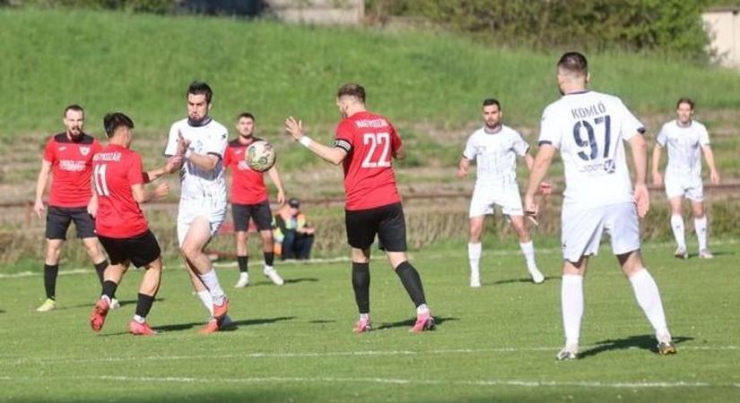 Jöttek, láttak, otthon tartották a három pontot