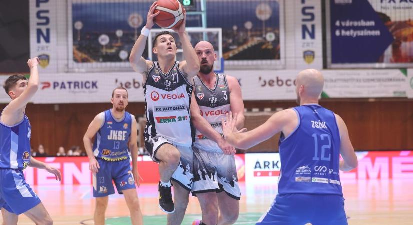 Mintha vért ivott volna a Panthers, keményen visszavágott a Lauberben