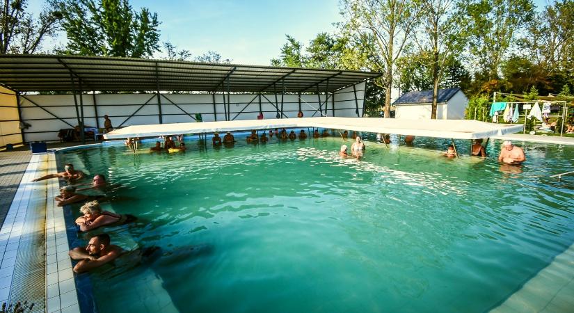 Különleges gyógyvíz, egy nagy fürdőfejlesztés és rengeteg strandnyitás