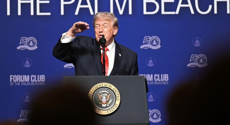 Donald Trump szerint az amerikai haditengerészet olyan Iránban, mint a „kalózok”
