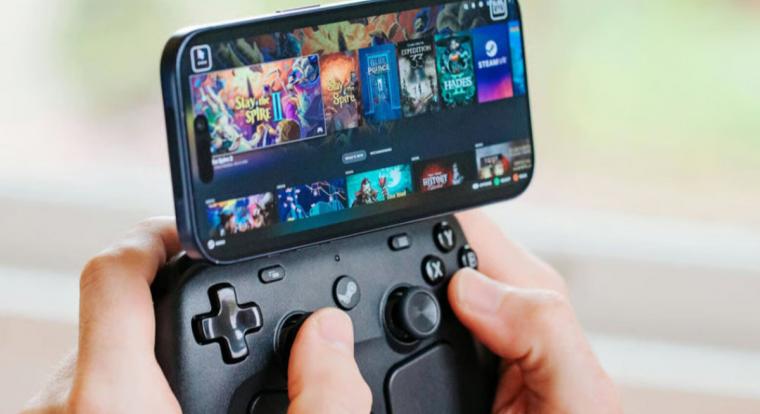 A Steam Controller egyik kiegészítője majdnem Steam Decket csinál a gamepadből