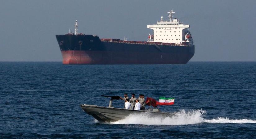 Donald Trump: Irán kétségbeesetten meg akar egyezni
