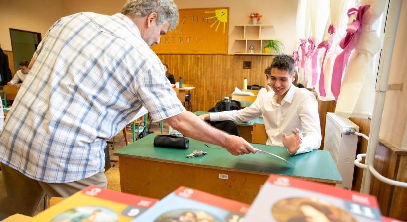Hétfőn kezdődnek az érettségik: több mint 148 ezer diák vizsgázik országszerte
