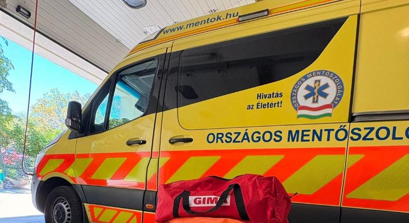 Mentéstechnikai eszközzel bővültek a bácsalmási mentők  fotó