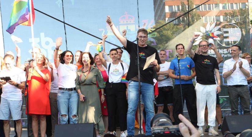 „Rendszerbúcsúztató" koncerttel zárja a korszakot Budapest