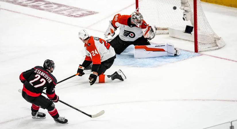 NHL: kitart a lendület, a Carolina sima győzelemmel kezdte a rájátszás második körét
