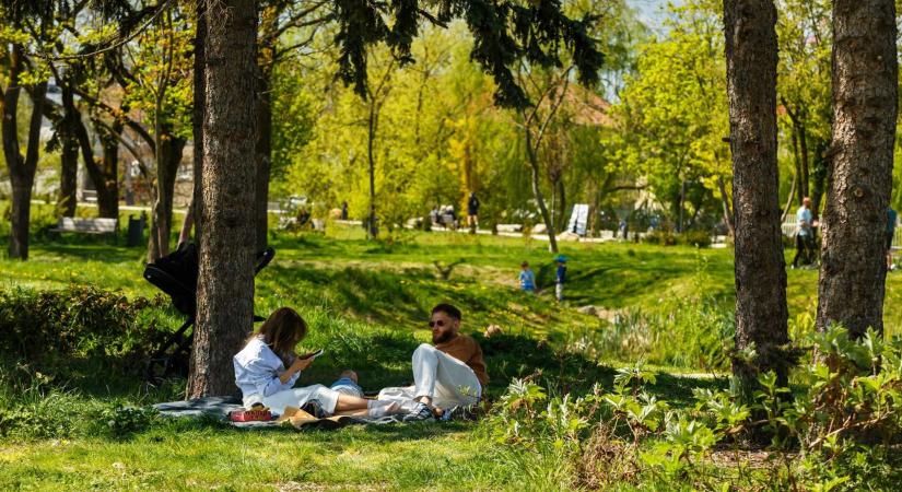 Vége a hűvös időnek: beköszönt a nyárias meleg, de az eső sem marad el