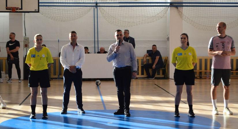 Belerondított az Orosháza a Mizse KC pályaavatójába