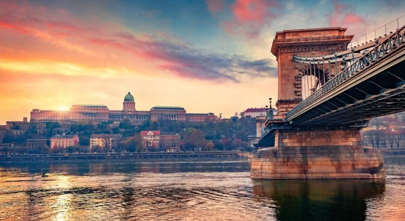 Dörzsölhetik a tenyerüket a magyarok – nagyon régóta vártak erre