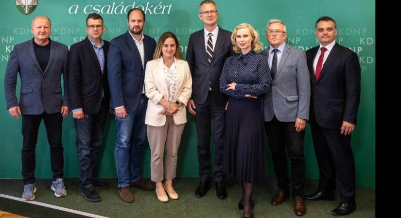 Ilyen lesz ellenzékben a KDNP
