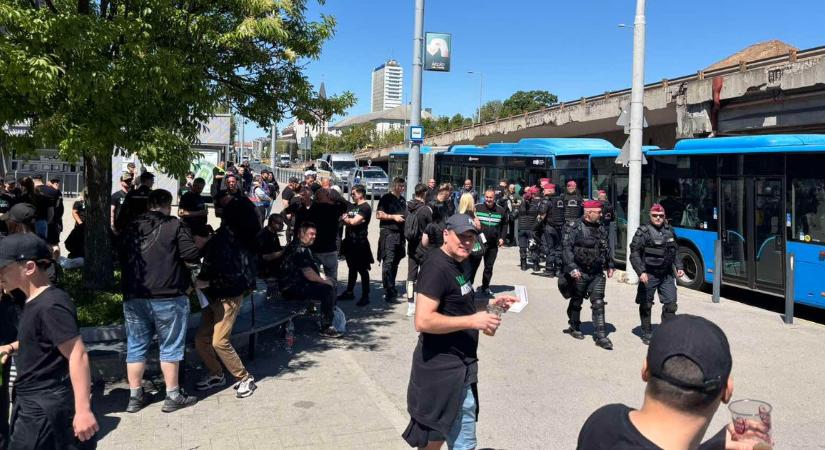 Így indultak az Újpest elleni derbire a Ferencváros szurkolói