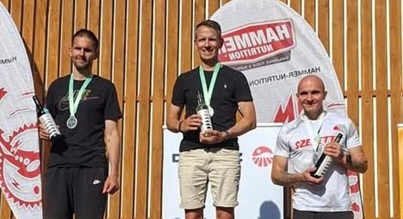 Mátrabérc Trails: érem Kormos Krisztiánnak és Lantos Borbálának