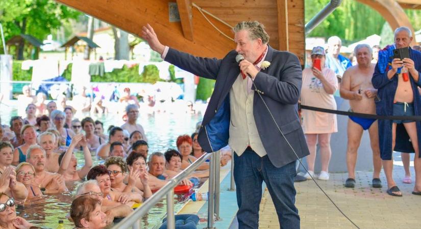 Wellness Buli Dáridó Galambos Lajcsival - fergeteges hangulat volt ebben a fürdőben
