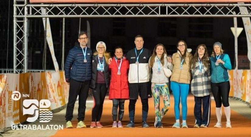 Ez de menő! Kodályos tanárok is körbefutották a Balatont