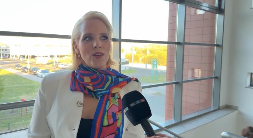 „Fájdalmas érzés!” – Tóth Vera vallomása a húgáról