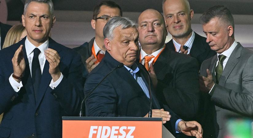 Karafiáth Orsolya: „Hogyan néznek magukra most, akiknek nem megvették a szavazatát, hanem valóban hittek?”
