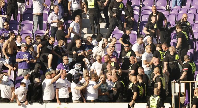 Elképesztő botrány: a balhézó szurkolók miatt állt az Újpest-Fradi rangadó – videó