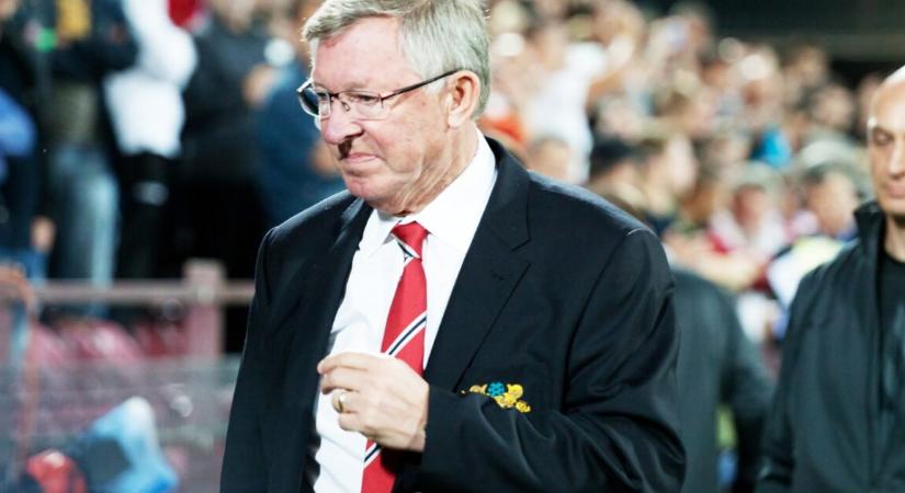 Mentő vitte el Sir Alex Fergusont a Manchester United stadionjából