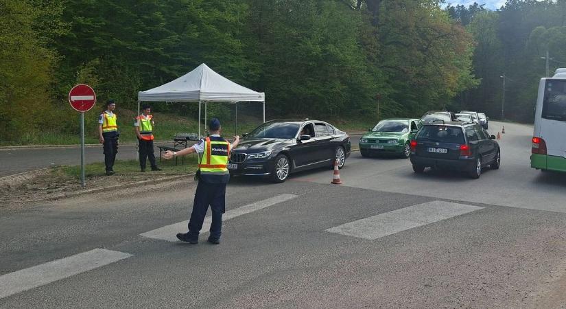 Szolgálatban ünnepeltek a polgárőrök