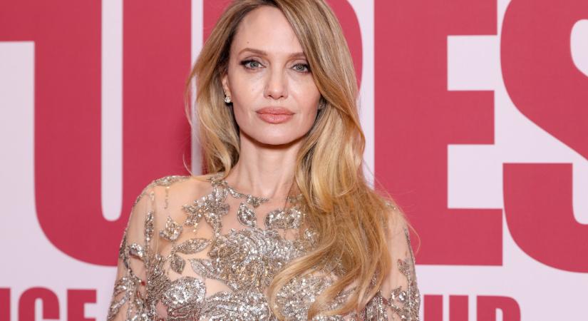 Angelina Jolie vallomása: ezért büszke a műtéti hegeire