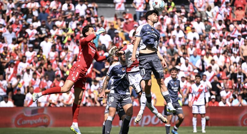 Egyszerre kapott kosarat a Barca és a Real, 14 év után nem a Ludogorec lett a bolgár bajnok - külföldi körkép