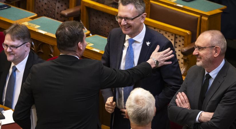 Rétvári kampányának szervezői is 50 milliót kaptak Hankótól