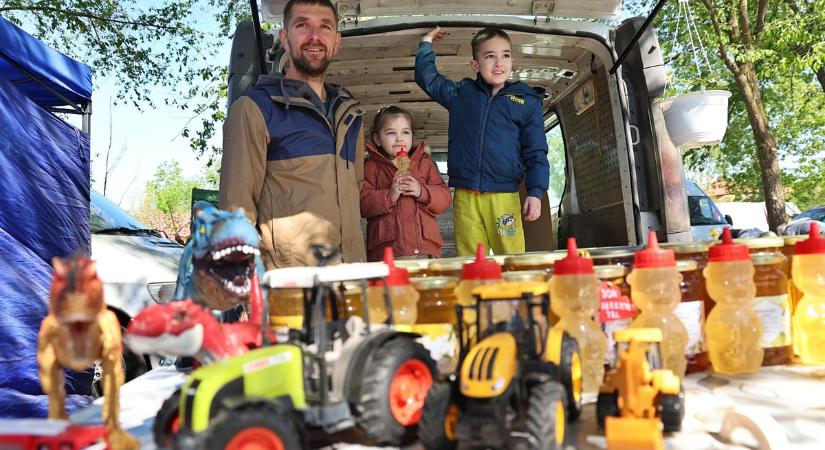 Berobbant a tavasz és vele együtt a kisteleki vásár