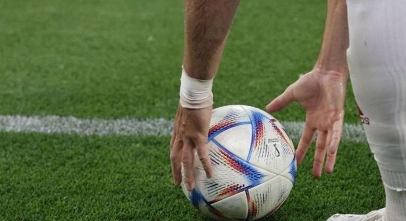 Megyei foci: Óváron félbeszakadt a bajnoki, Bedő-napokat tartottak Rábaszentmihályon
