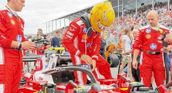 Hamilton: Egy kör alatt ment tönkre a futamom