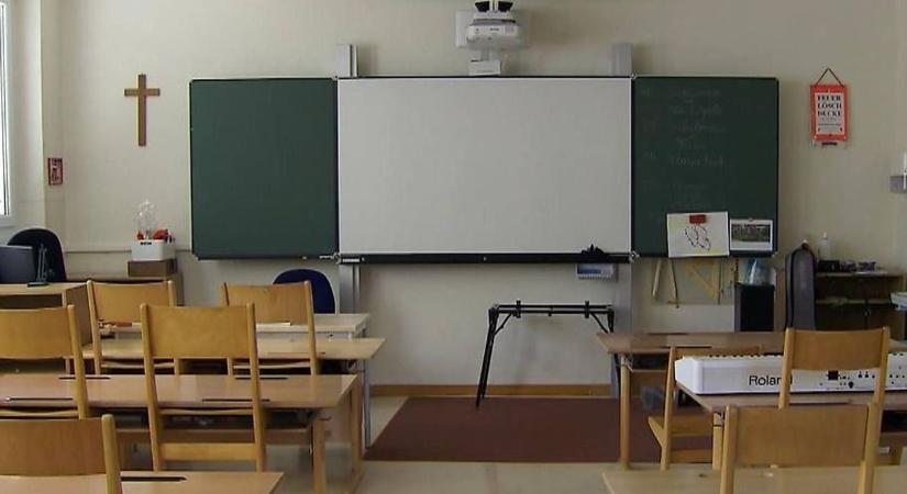 Tanárokat keresnek: több mint 6200 álláshelyet írnak ki