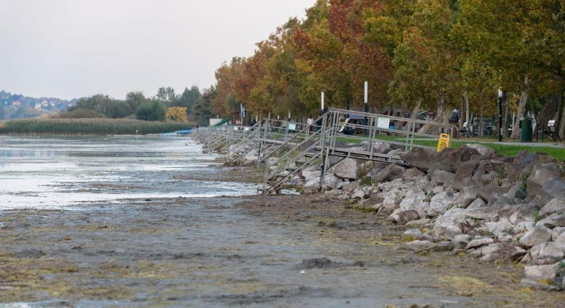 Aggasztó adatok a Balatonról: ijesztően alacsony a vízszint