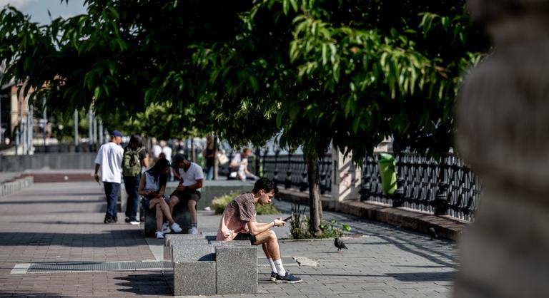 Strandidővel indul a hét, 28 fokos csúcsértékek várhatók