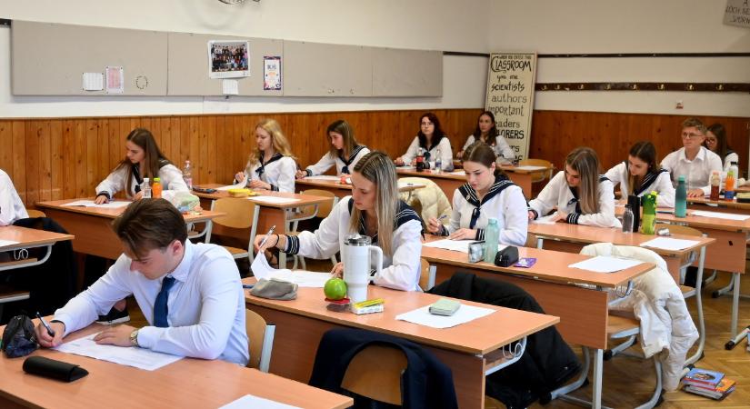 Drukkoljunk, indul az érettségi! – Számok, menetrend